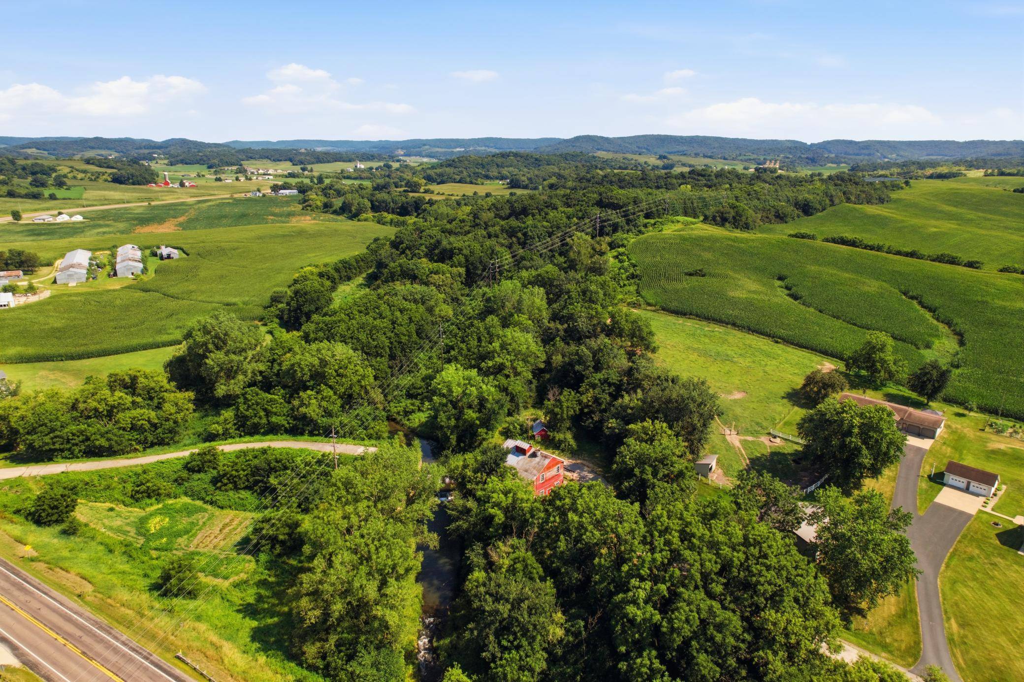 W25818 Mill Road, Arcadia, WI 54612