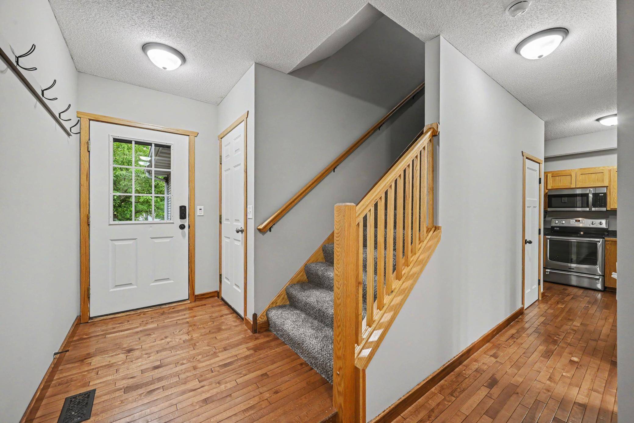 749 Park Brook RD NW, Isanti, MN 55040