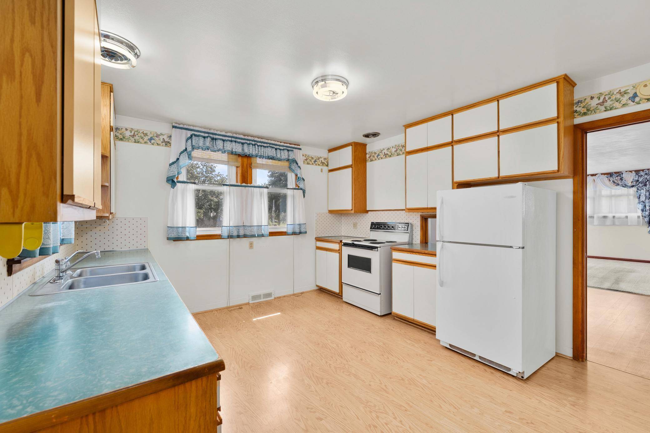 407 W Buckman ST, Augusta, WI 54722