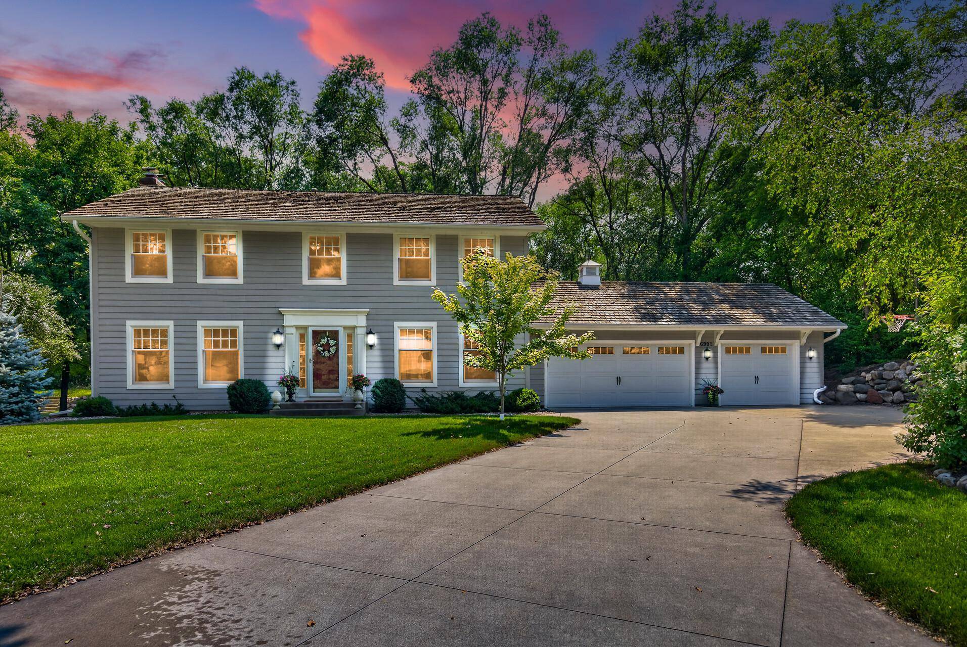 6991 Sand Ridge RD, Eden Prairie, MN 55346