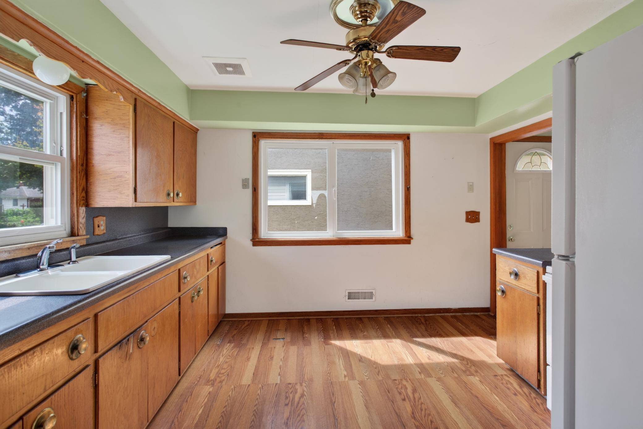 5045 Upton AVE N, Minneapolis, MN 55430