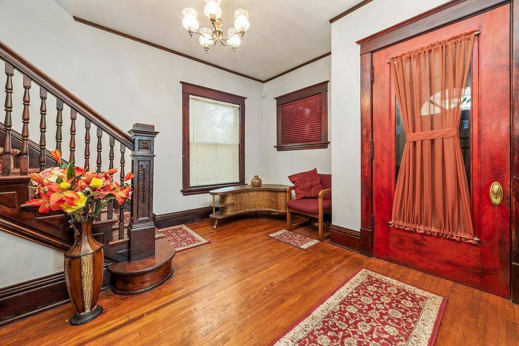 1623 Penn AVE N, Minneapolis, MN 55411
