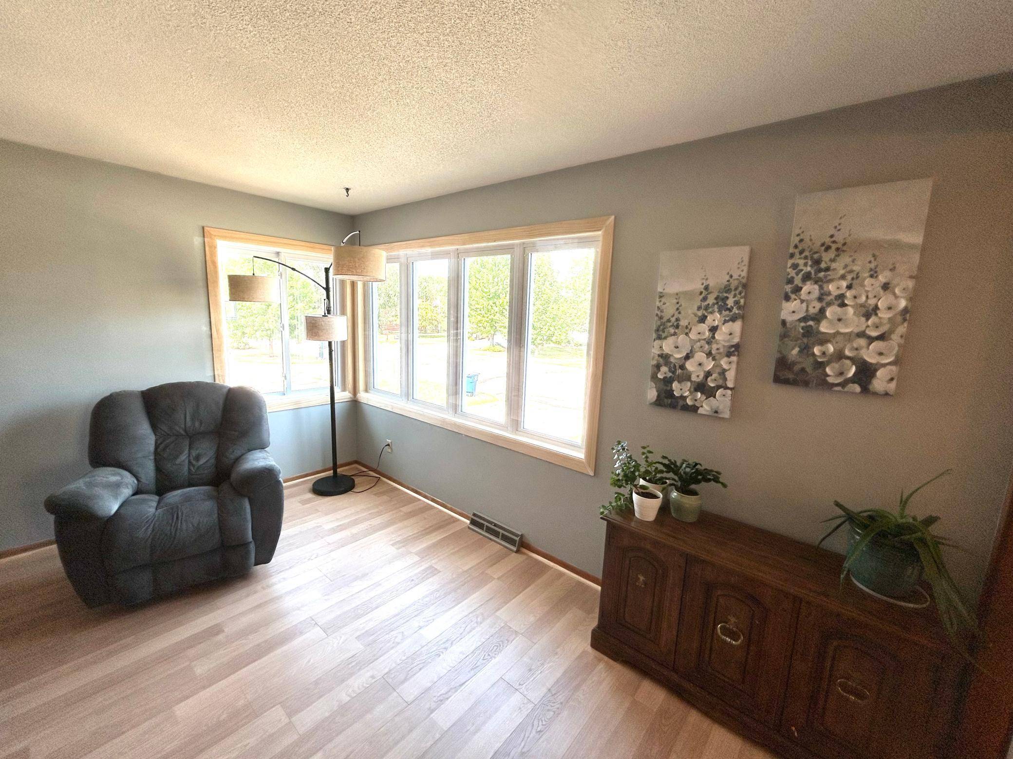 1025 9th ST SW, Wadena, MN 56482