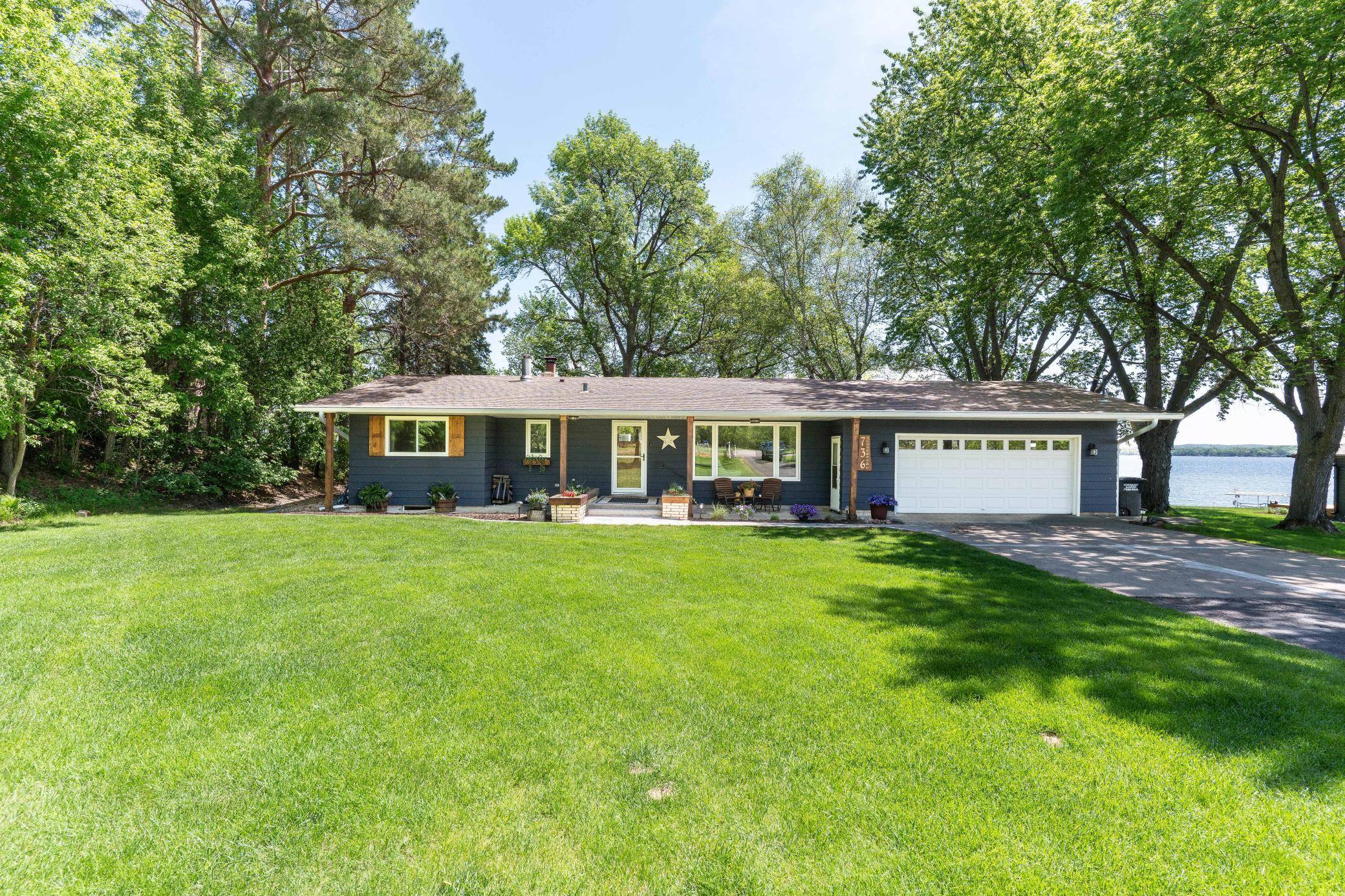 736 Shorewood DR, Detroit Lakes, MN 56501