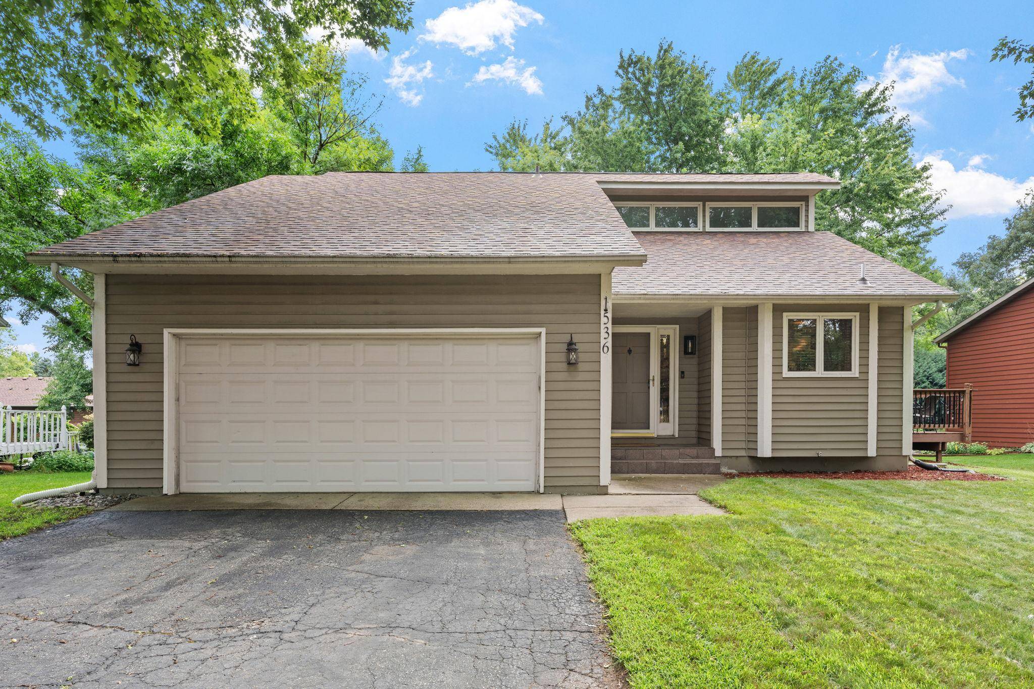 1536 Prairie Hill RD, Saint Cloud, MN 56301