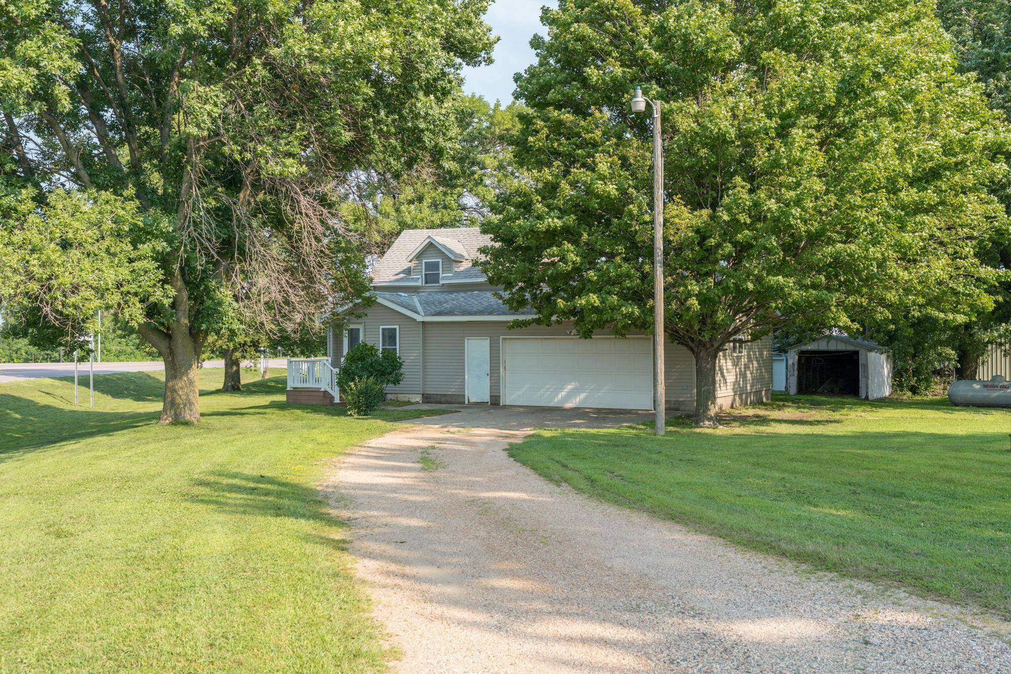 28059 State Highway 22, Gaylord, MN 55334