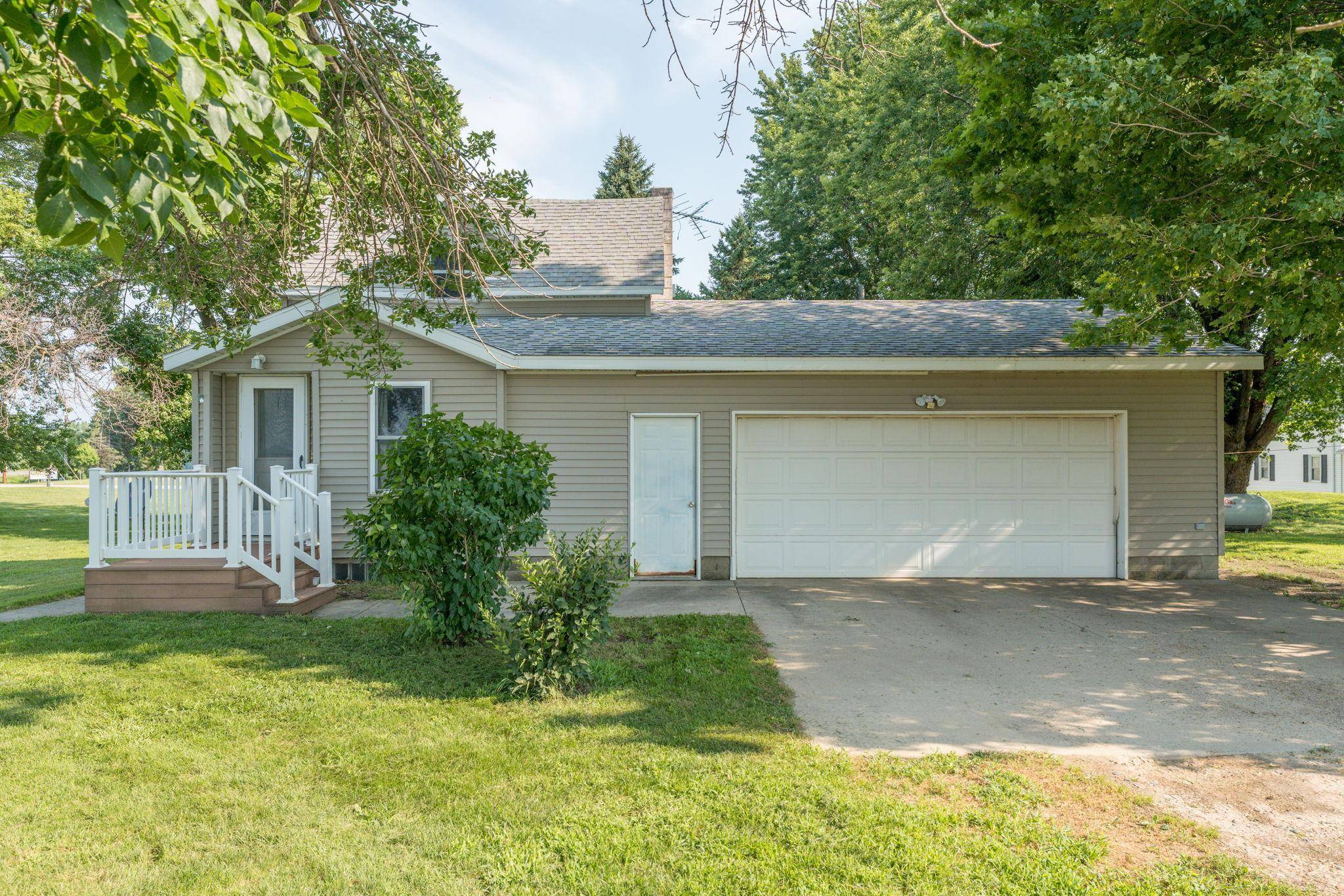 28059 State Highway 22, Gaylord, MN 55334
