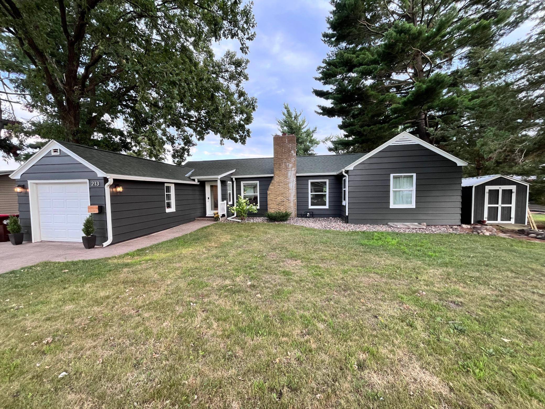 213 4th ST, Mora, MN 55051