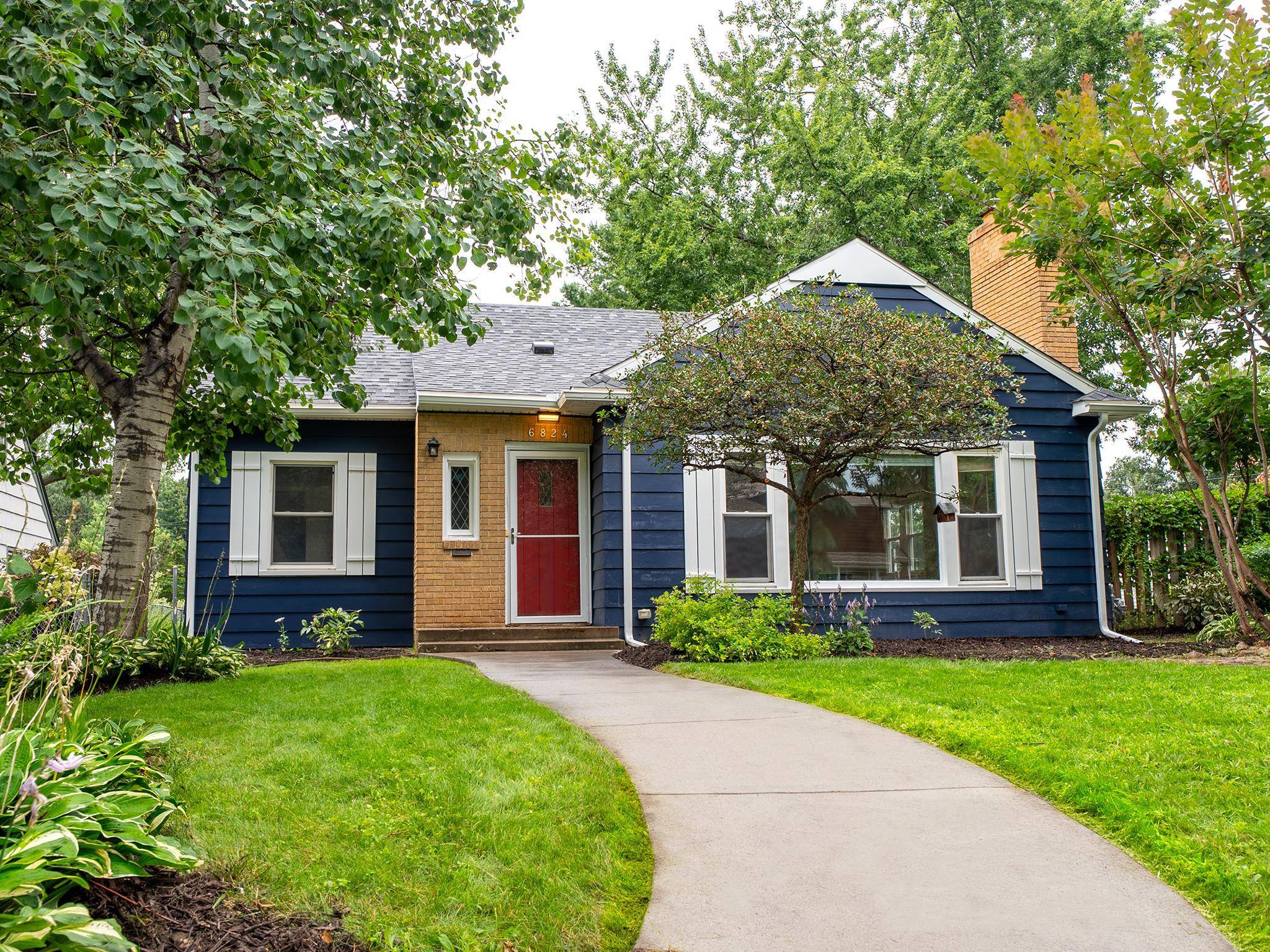 6824 Garfield AVE, Richfield, MN 55423