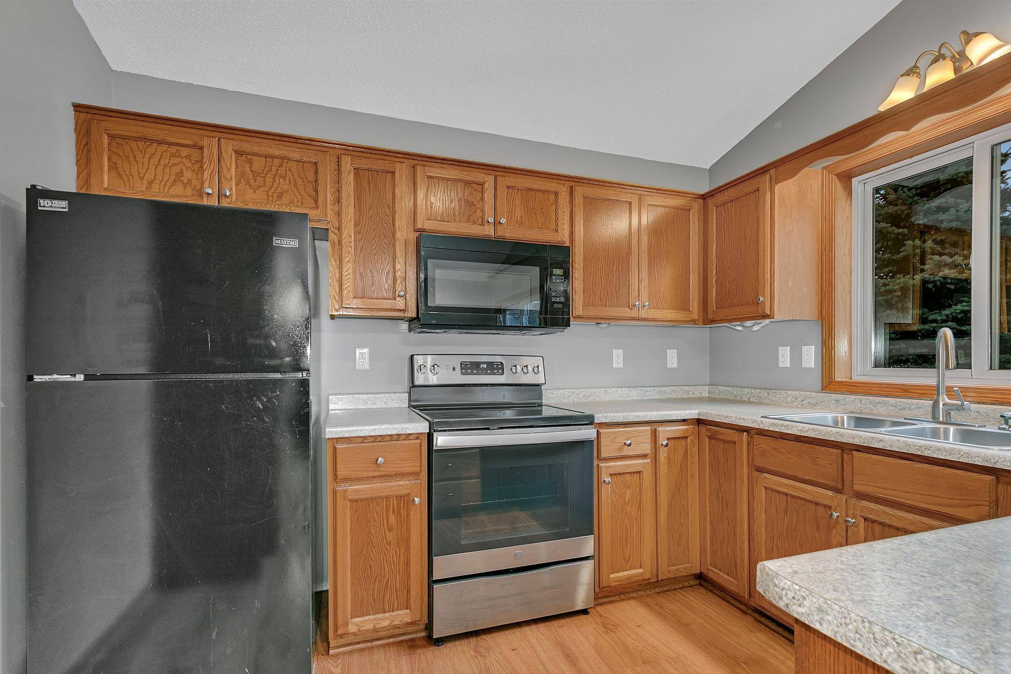 1214 Corrine CT, Sartell, MN 56377