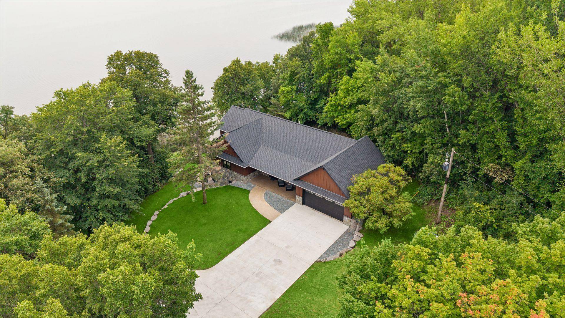 4811 Wharry Heights RD SW, Alexandria, MN 56308