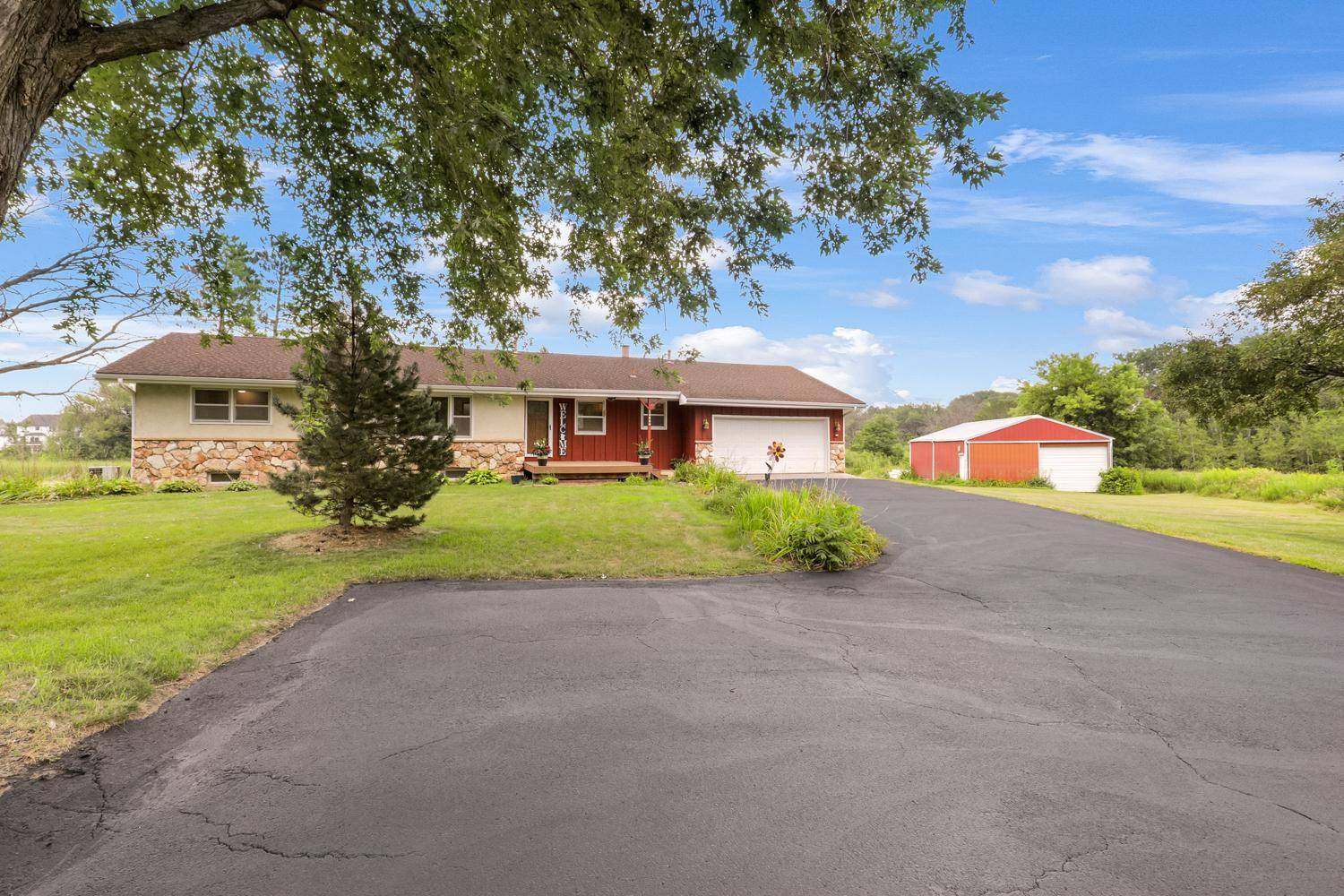 13620 Vinewood LN N, Dayton, MN 55327