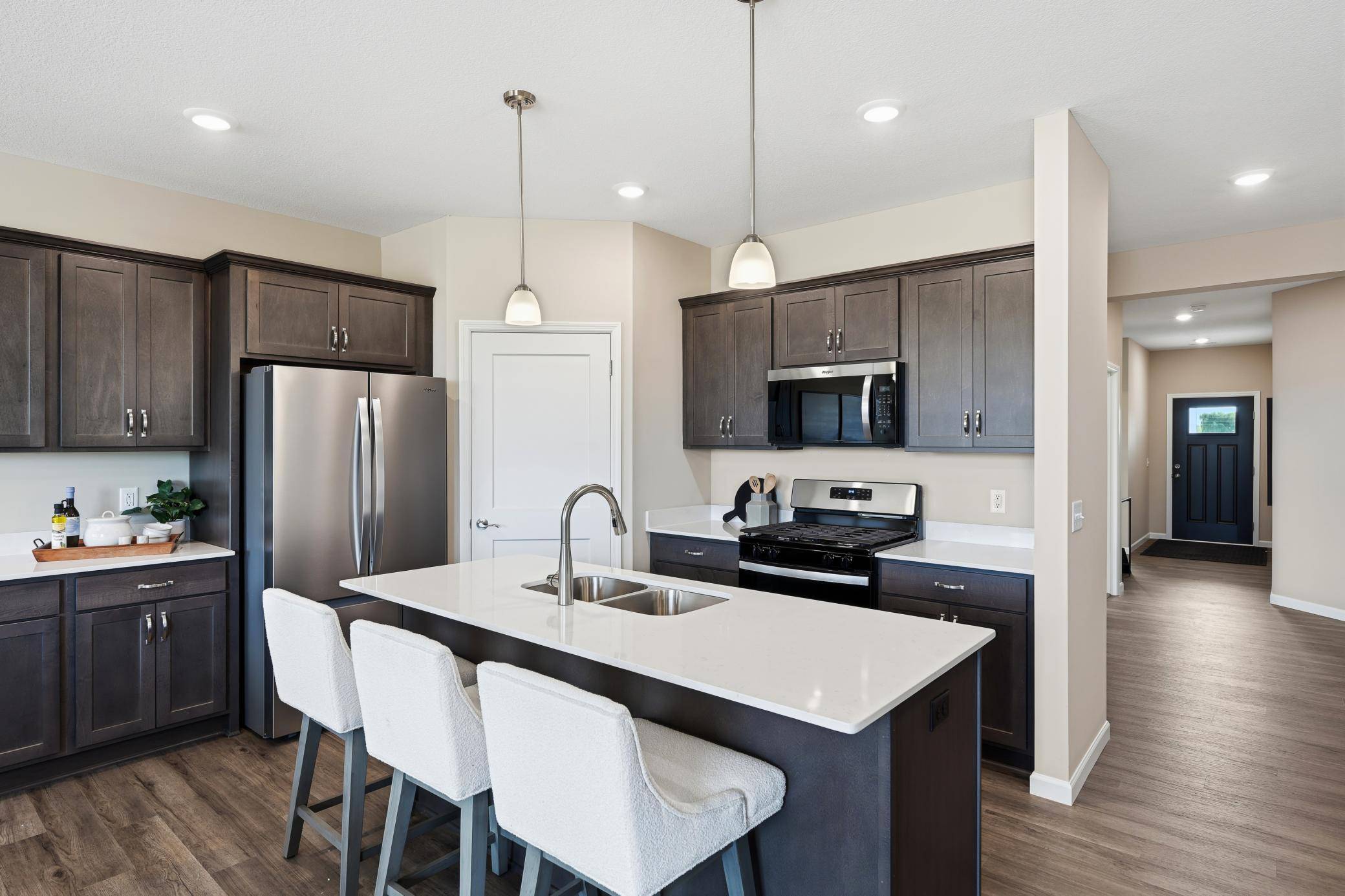 1777 Squirrel WAY, New Richmond, WI 54017