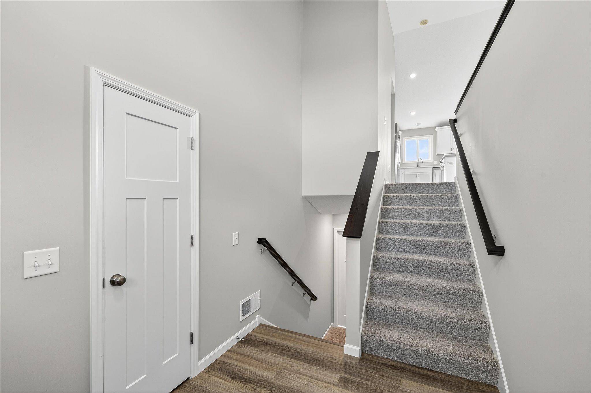 1748 Squirrel WAY, New Richmond, WI 54017