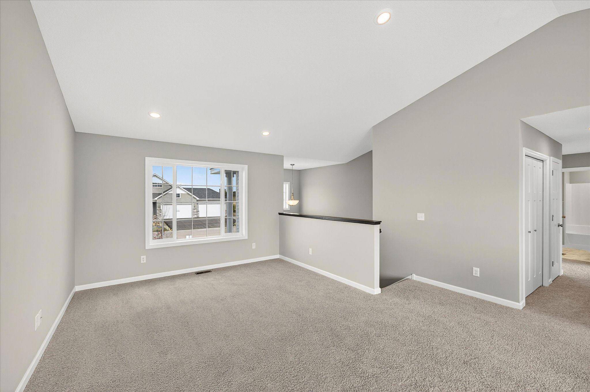 1748 Squirrel WAY, New Richmond, WI 54017