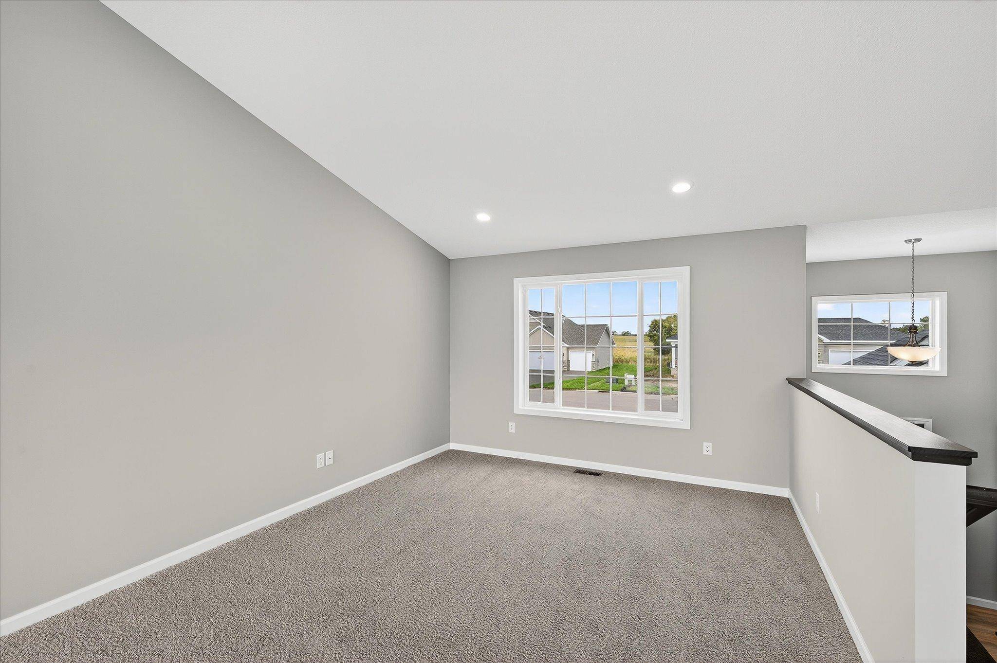 1748 Squirrel WAY, New Richmond, WI 54017