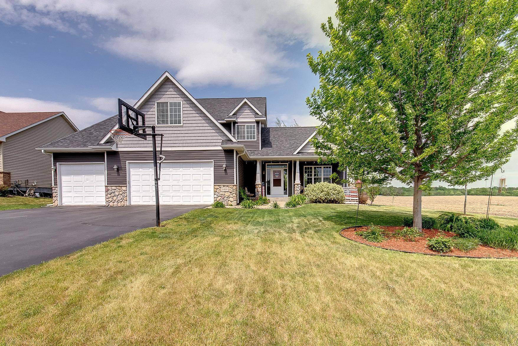 1419 12th ST SE, New Prague, MN 56071