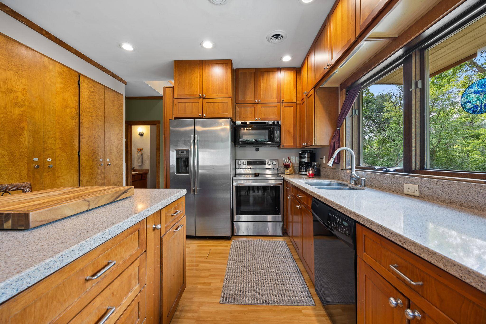 6093 County 24 BLVD, Cannon Falls, MN 55009