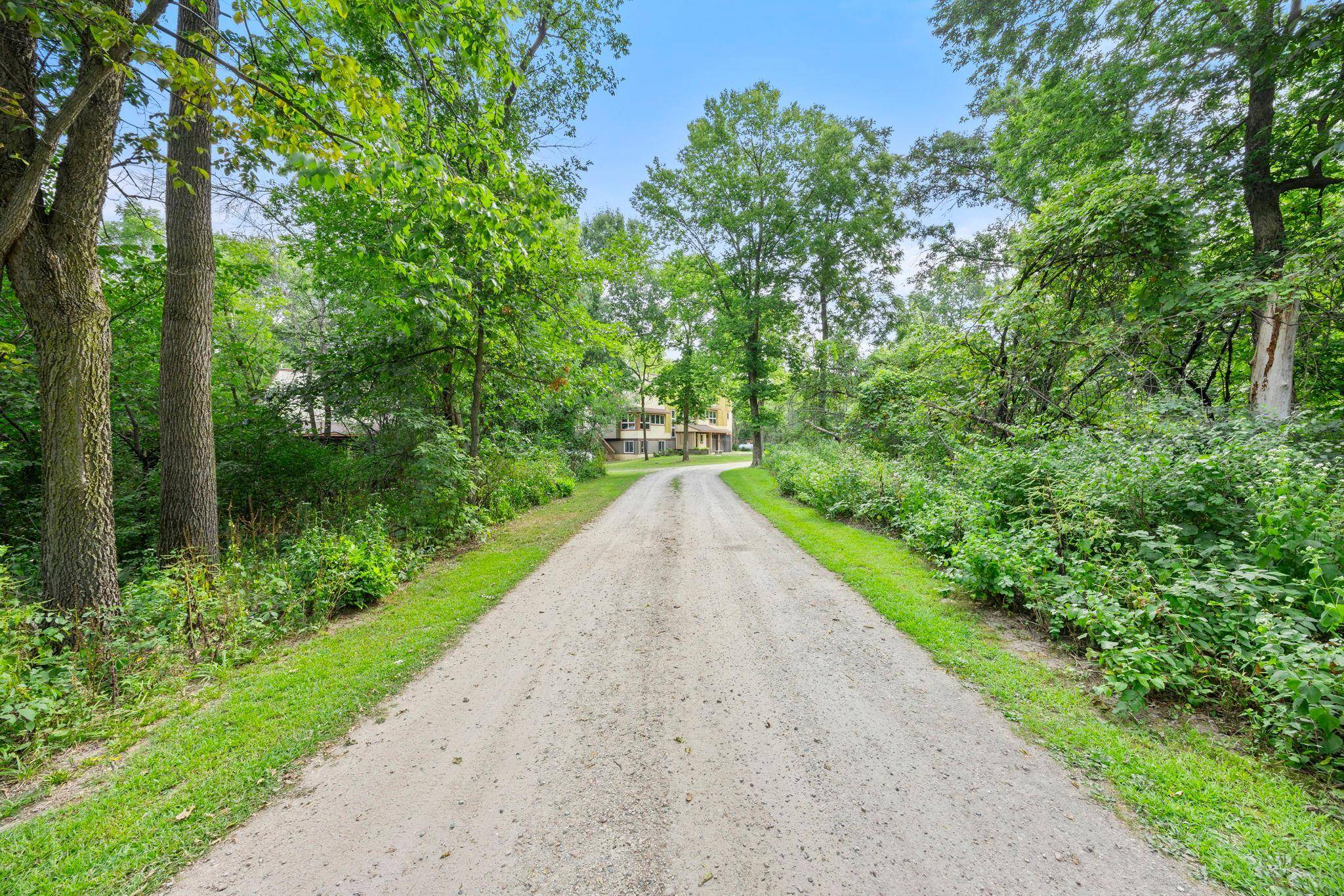 6093 County 24 BLVD, Cannon Falls, MN 55009