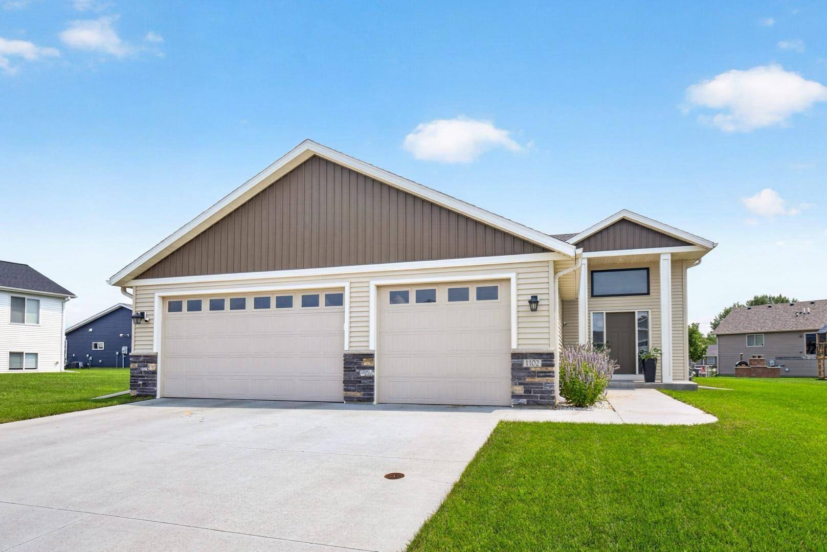 1102 14th AVE NW, Kasson, MN 55944