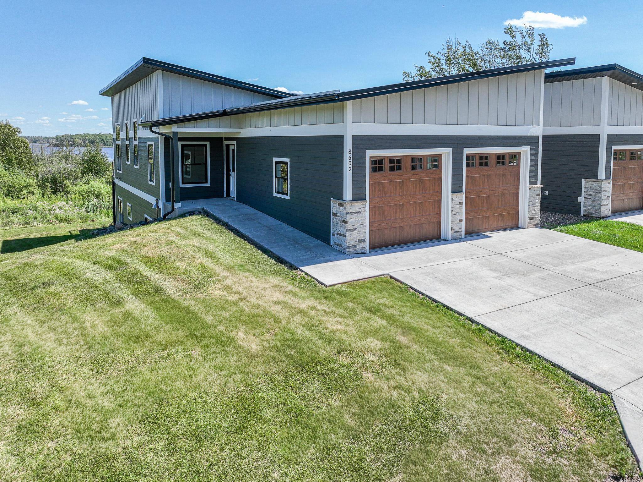 8602 Maynard PL, Duluth, MN 55808