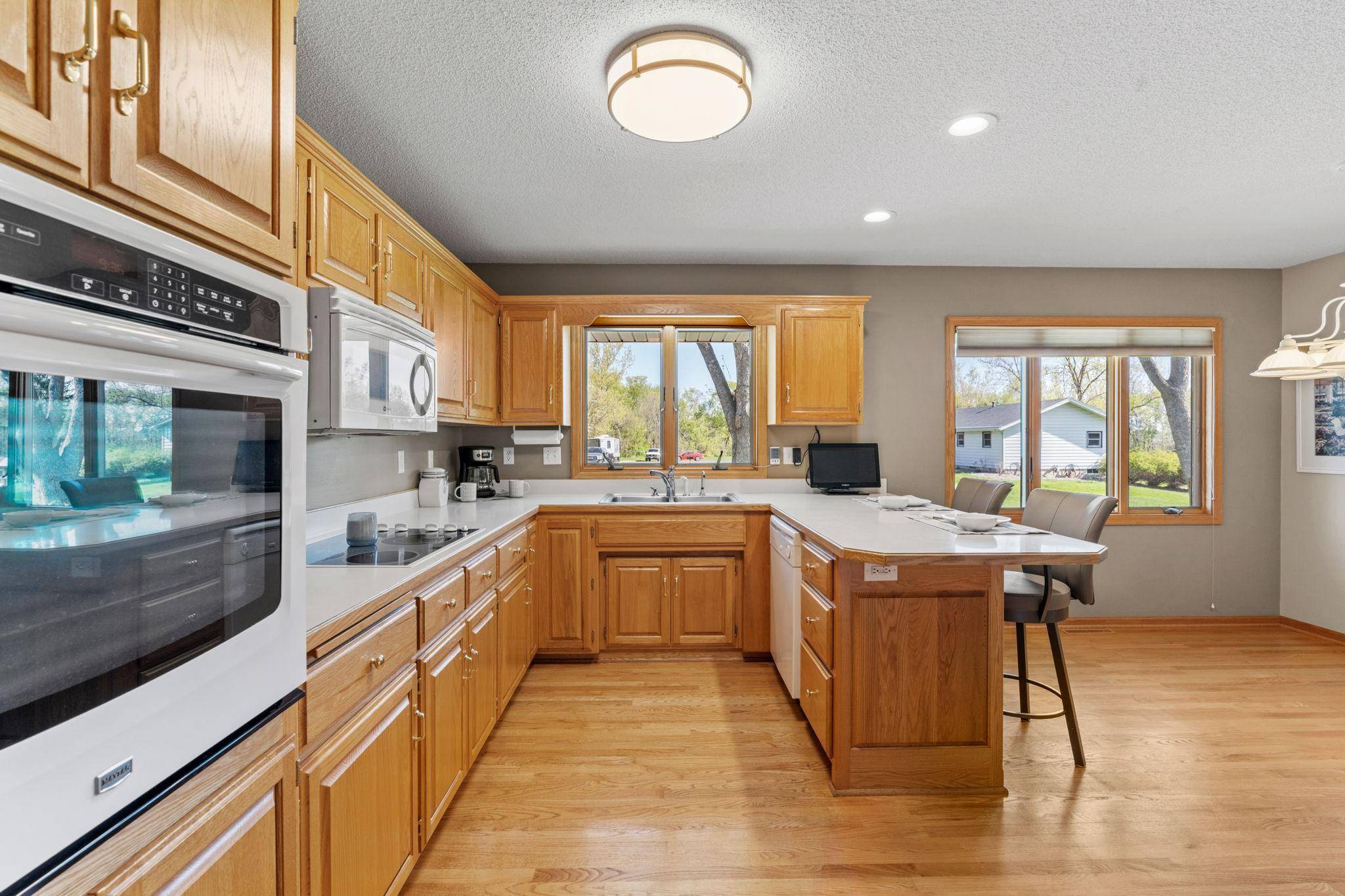 616 Elm AVE SE, Montgomery, MN 56069