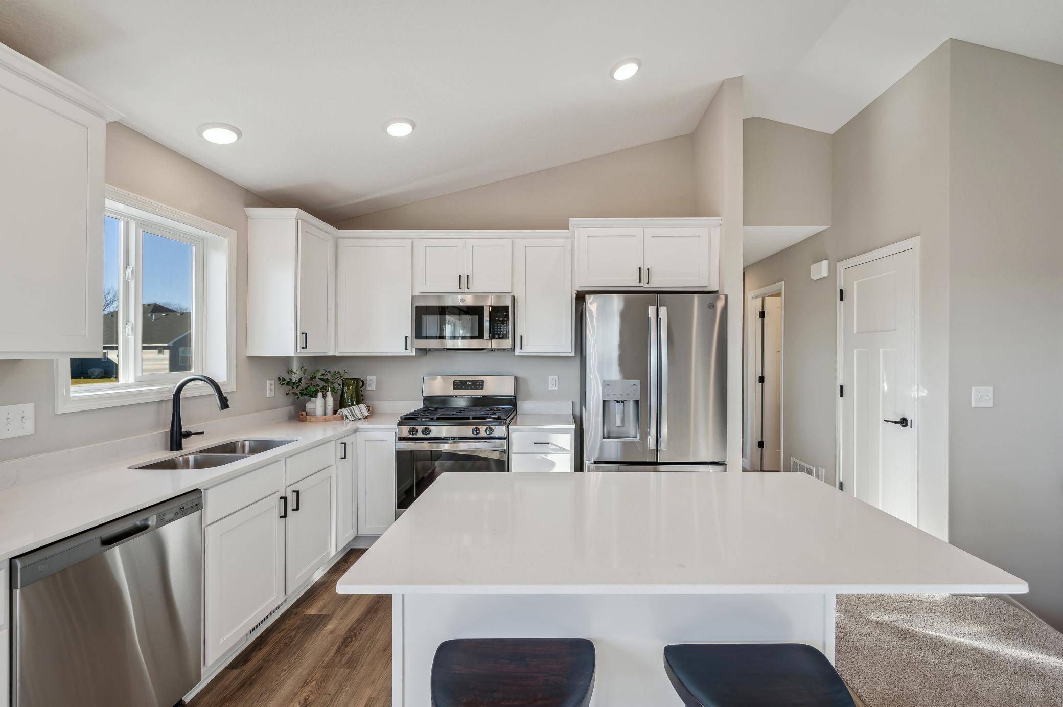 4678 89th ST NE, Monticello, MN 55362