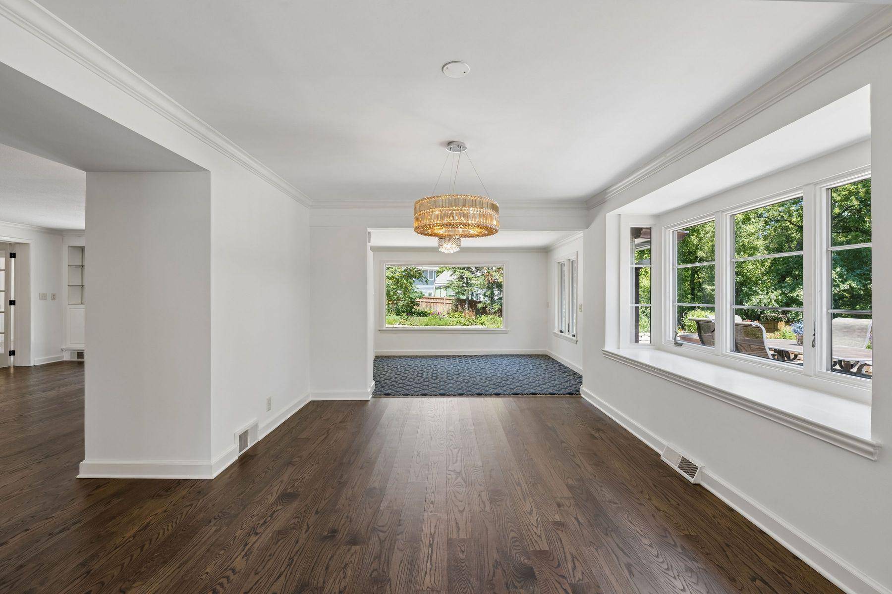 5404 Interlachen BLVD, Edina, MN 55436