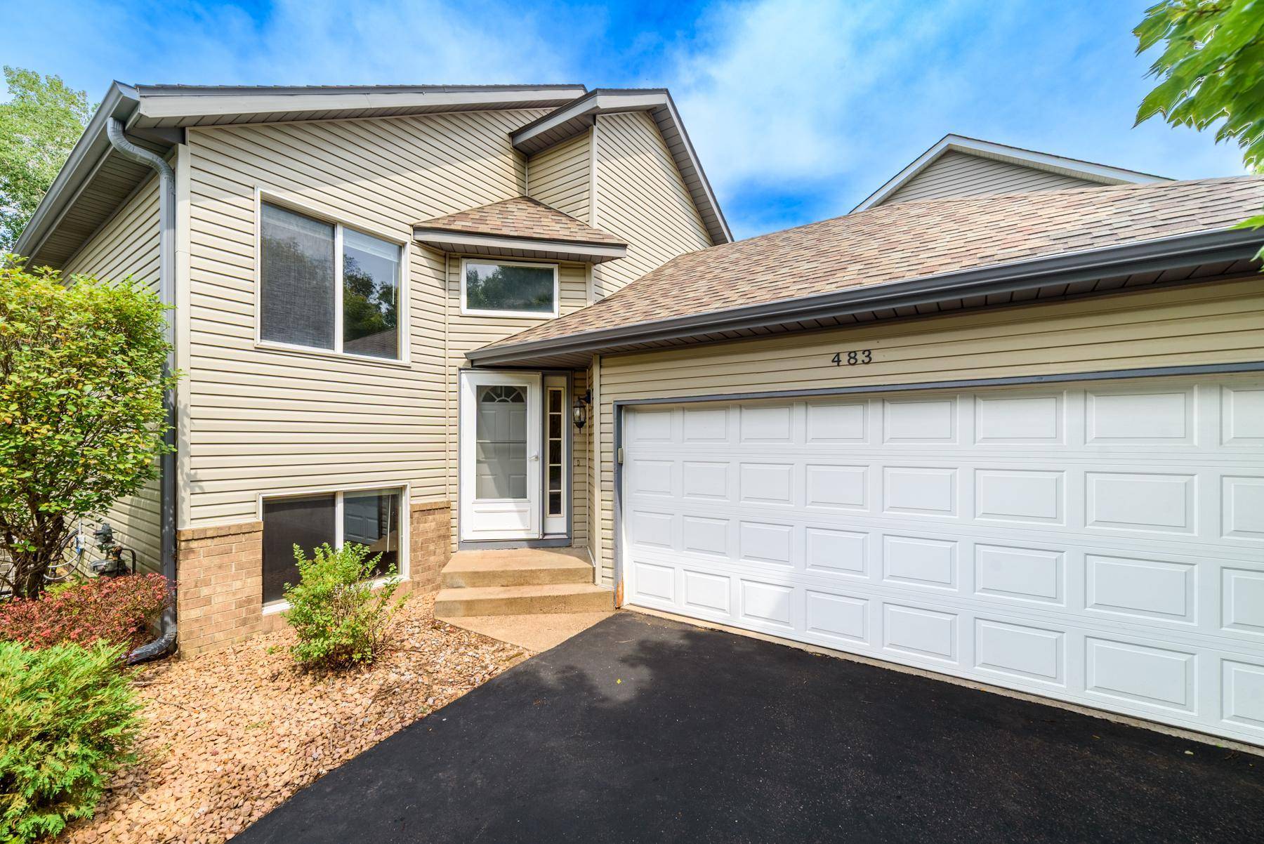 483 Poplar DR, Shoreview, MN 55126