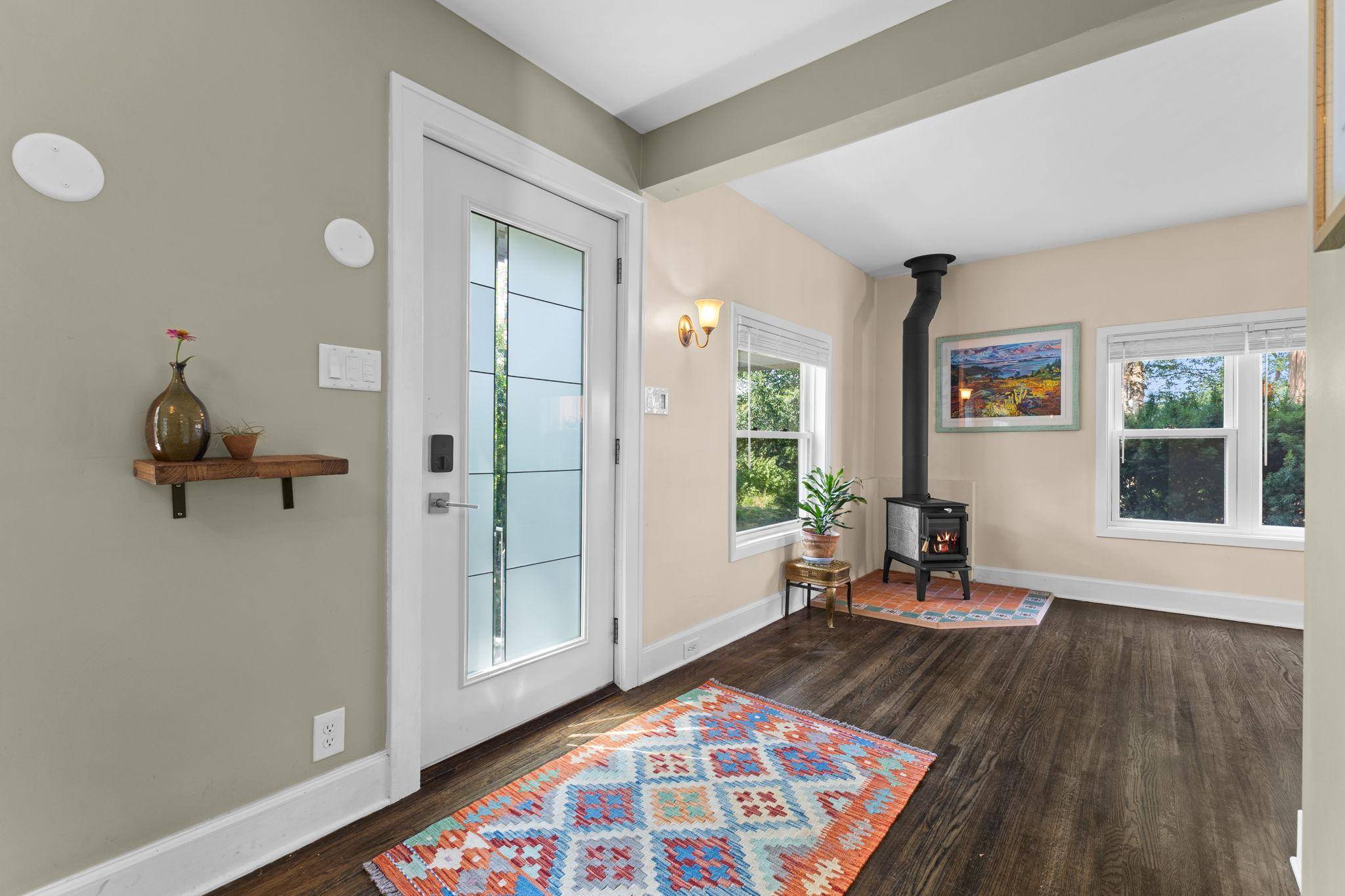 15 Sheridan AVE S, Minneapolis, MN 55405
