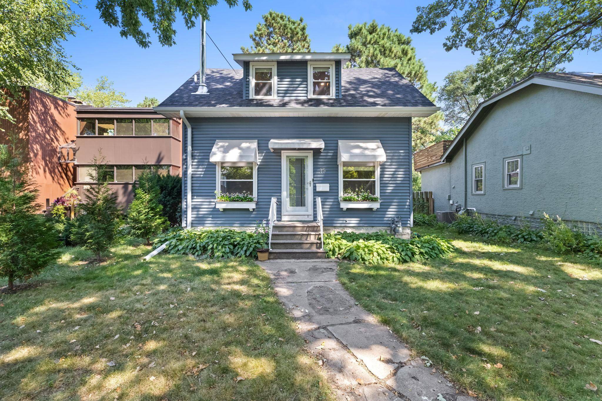 15 Sheridan AVE S, Minneapolis, MN 55405