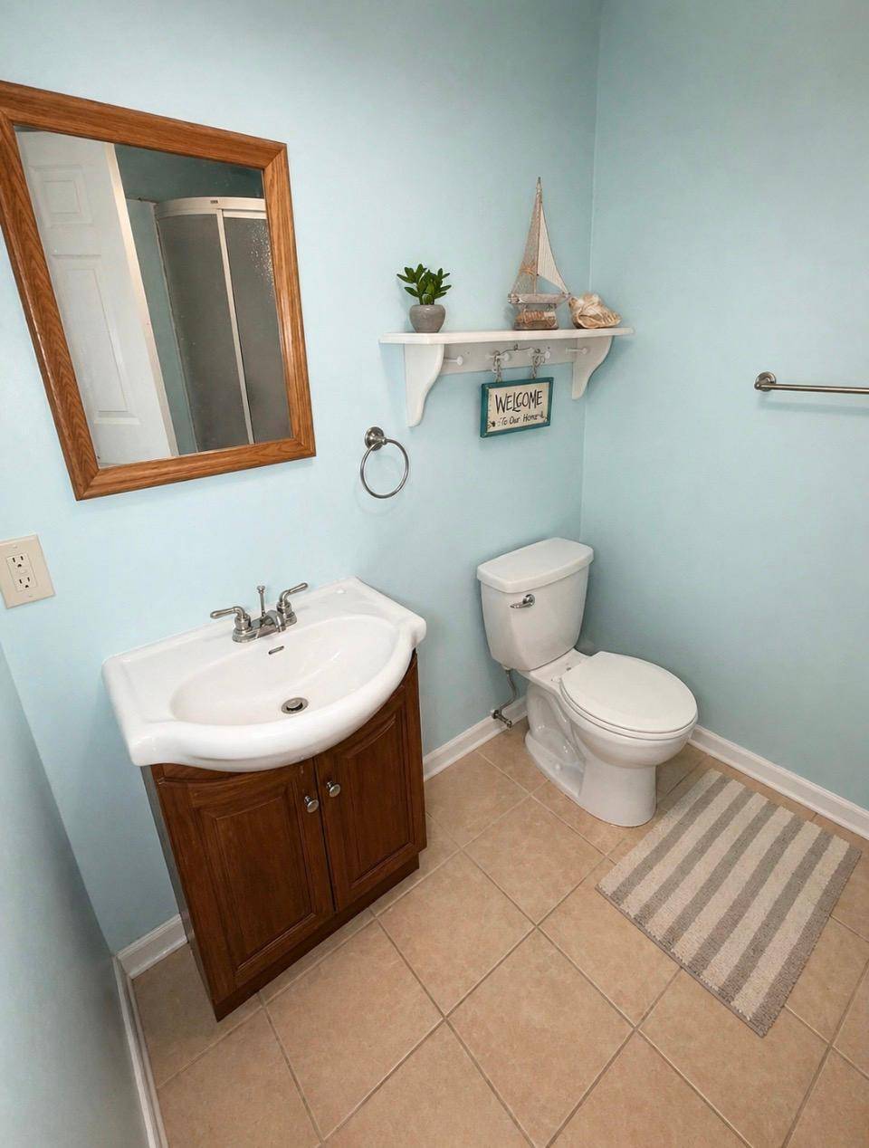 1712 Arlington AVE E, Saint Paul, MN 55106