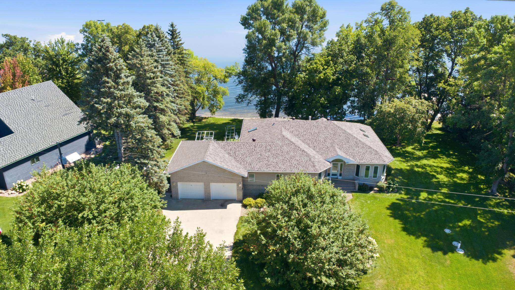 19401 428th AVE, Frazee, MN 56544