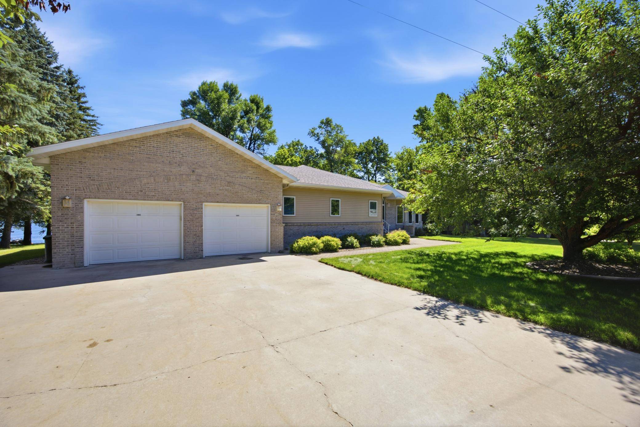 19401 428th AVE, Frazee, MN 56544