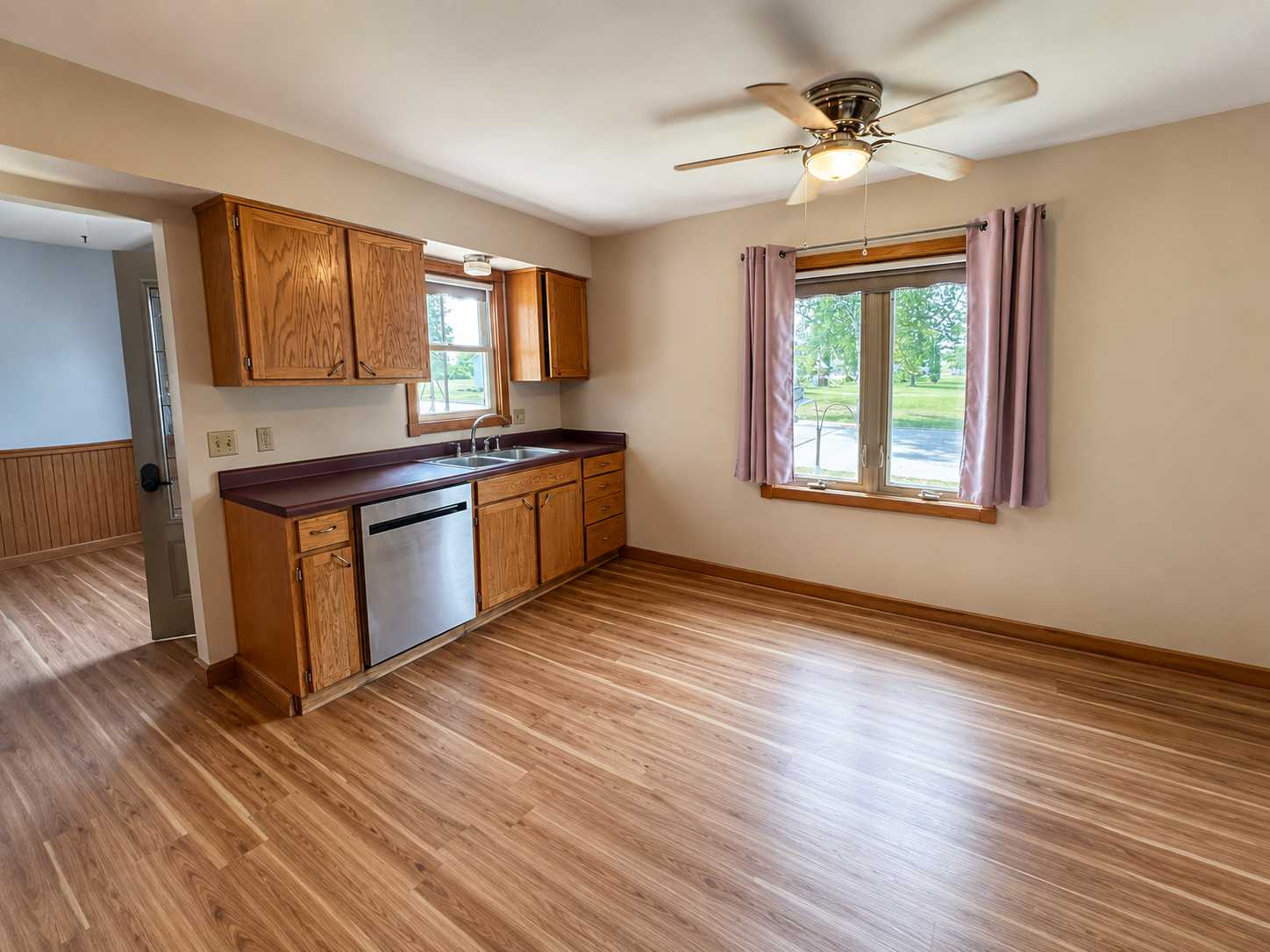 430 5th ST W, Browerville, MN 56438