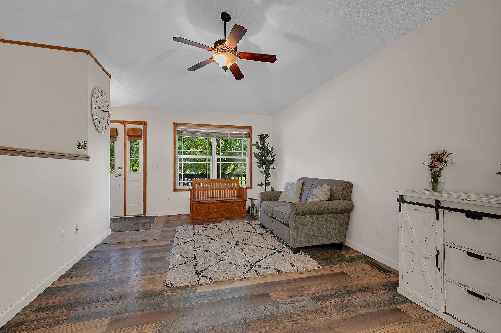 11754 35th AVE SE, Becker, MN 55308