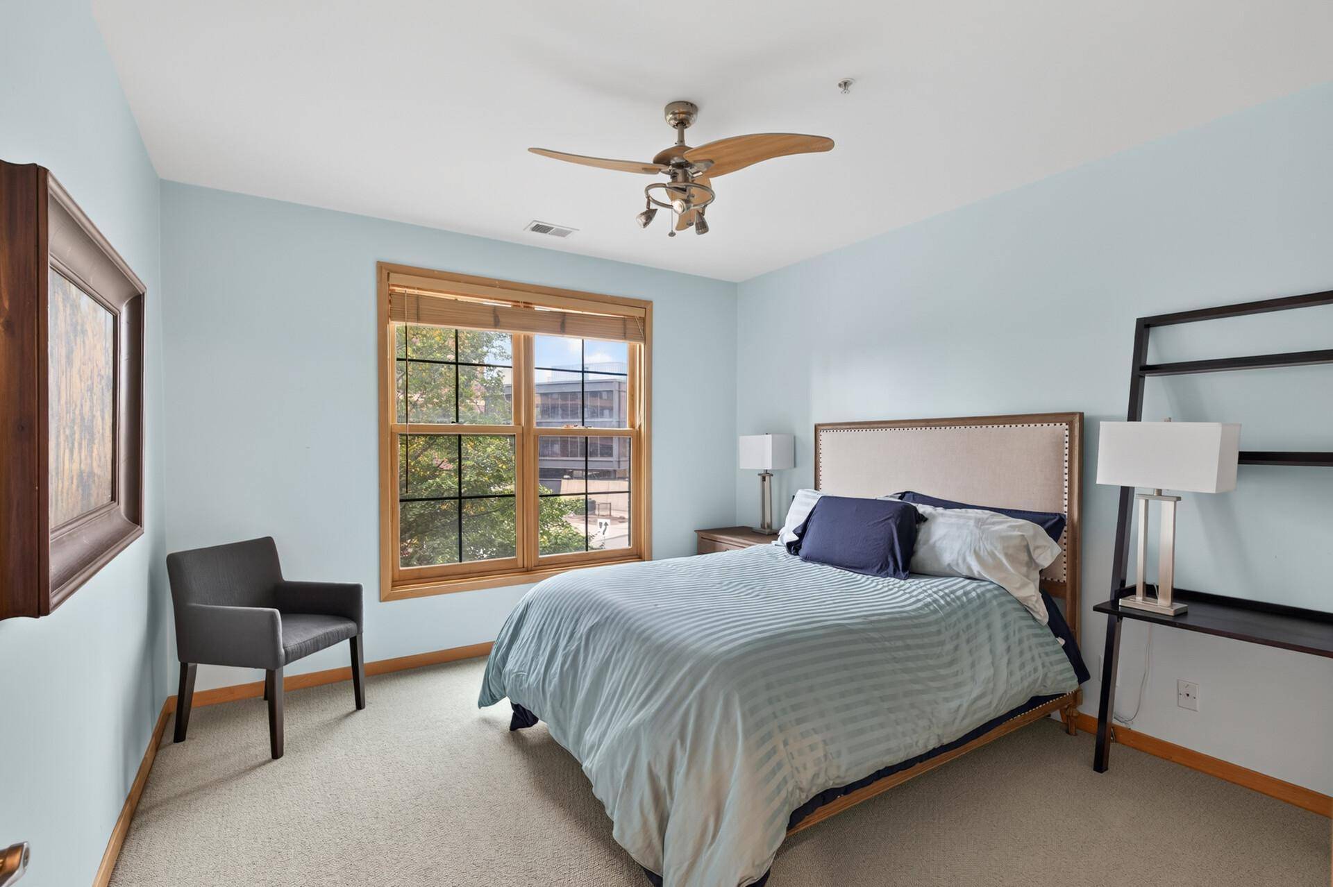 530 Grant ST E, Minneapolis, MN 55404