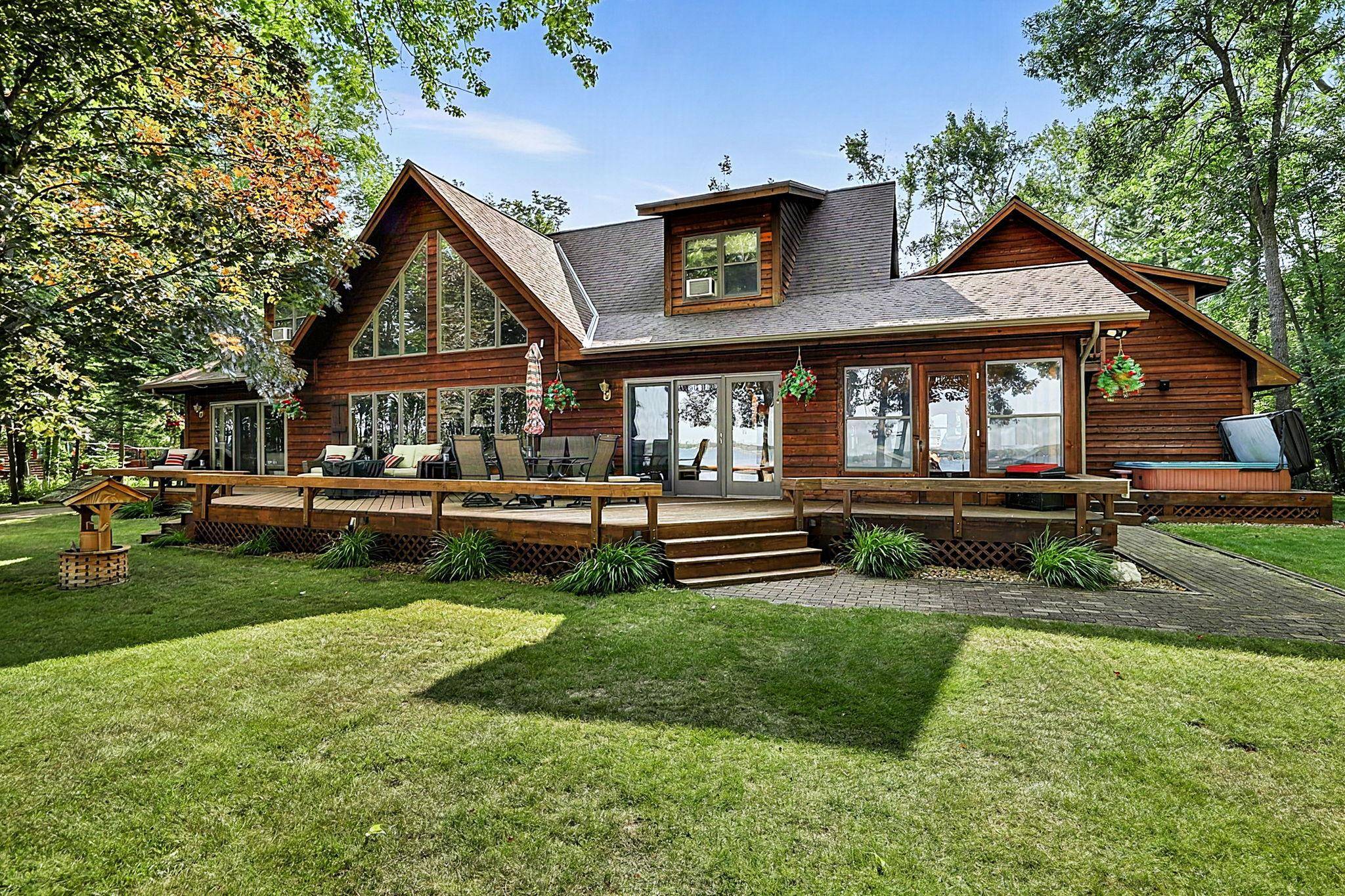 35558 Logan LN, Hillman, MN 56338
