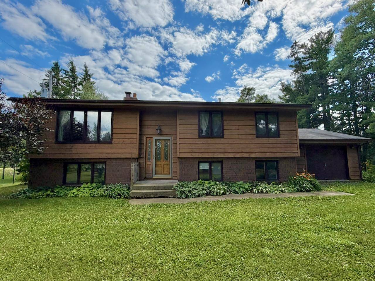 9774 Wien Road, Cook, MN 55723