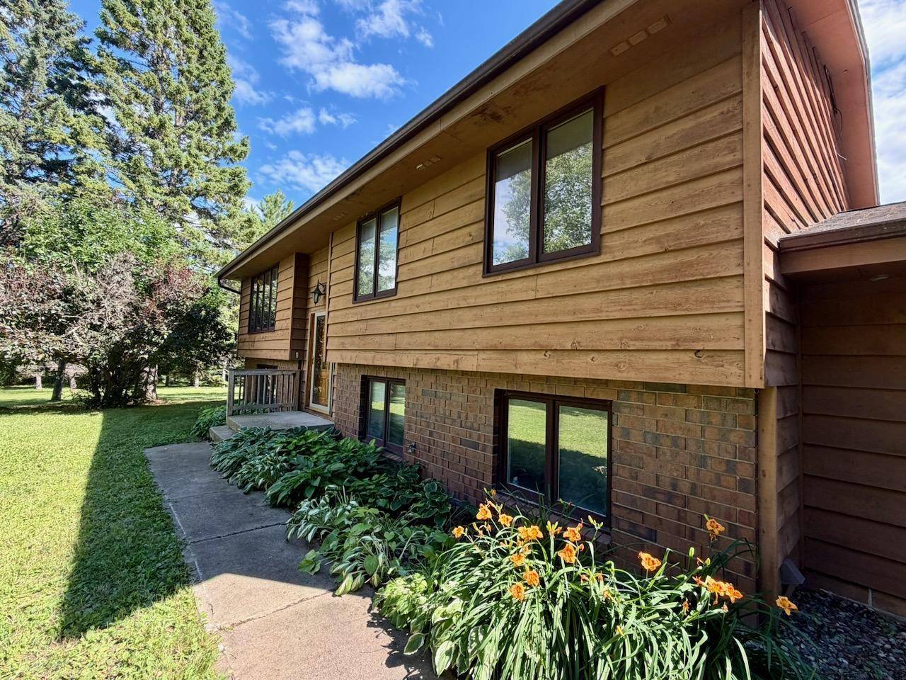 9774 Wien Road, Cook, MN 55723
