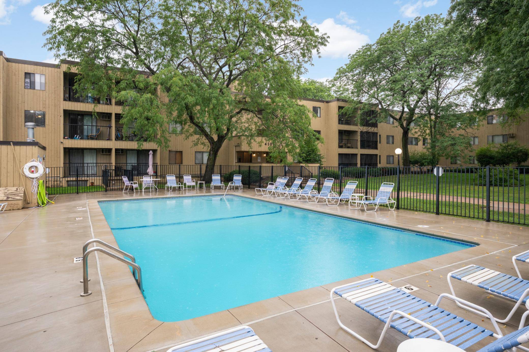 4101 Parklawn AVE #316, Edina, MN 55435