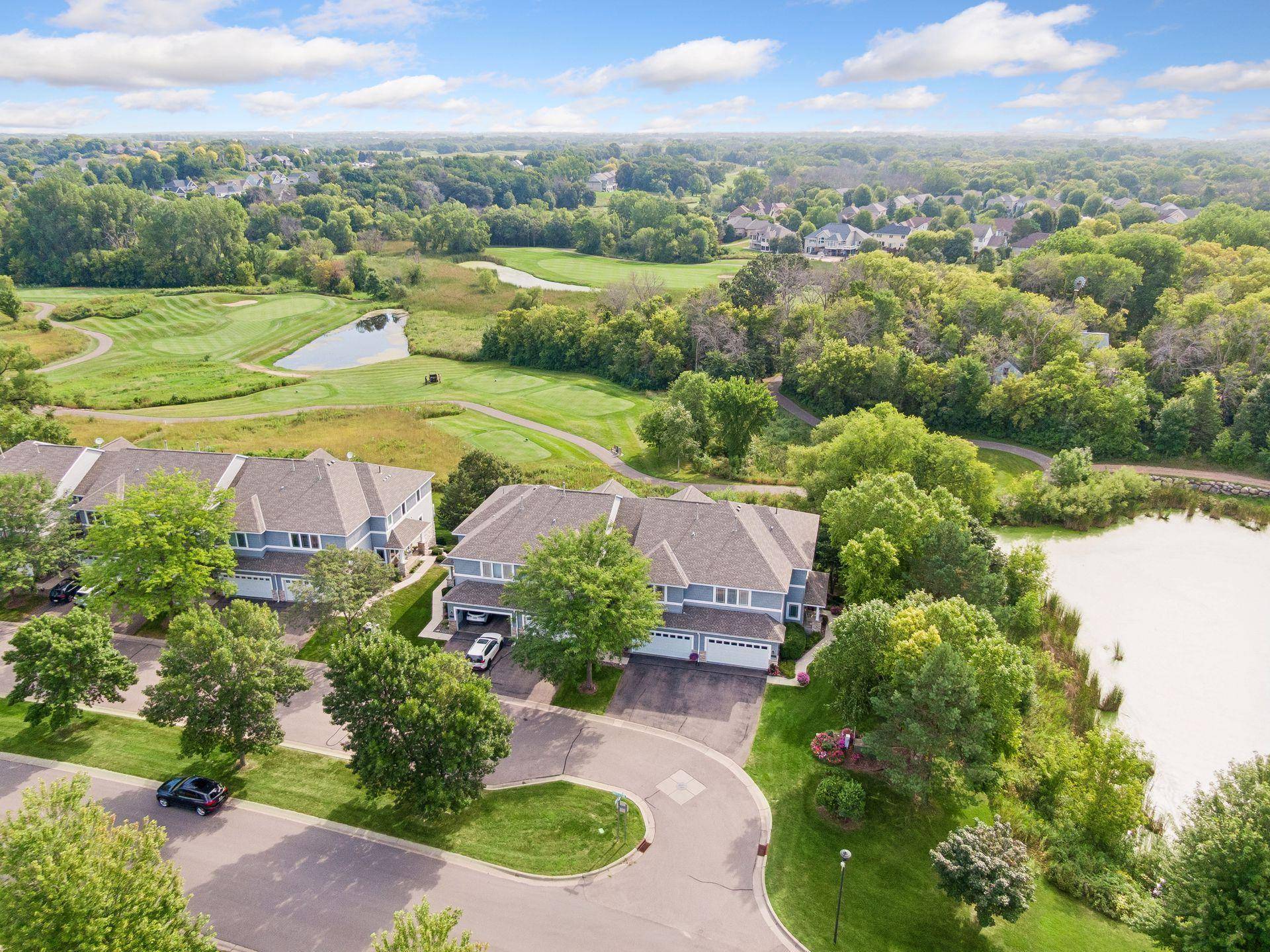2703 Spy Glass DR, Chaska, MN 55318