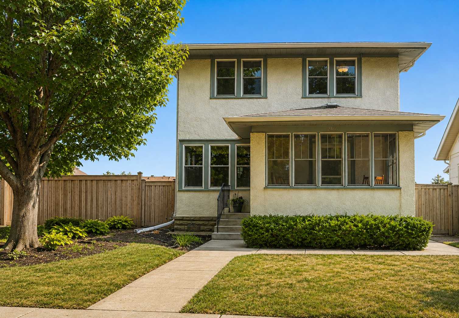 2166 Palace AVE, Saint Paul, MN 55105