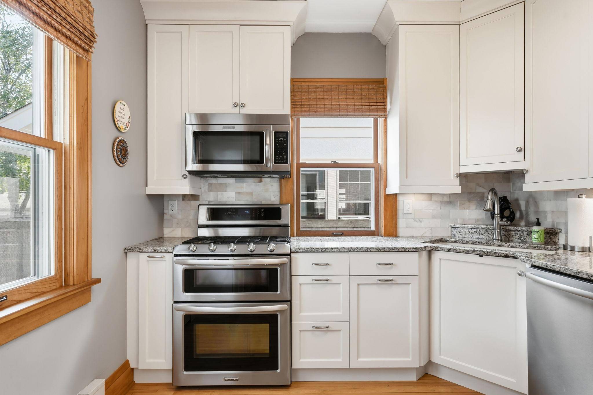 2166 Palace AVE, Saint Paul, MN 55105