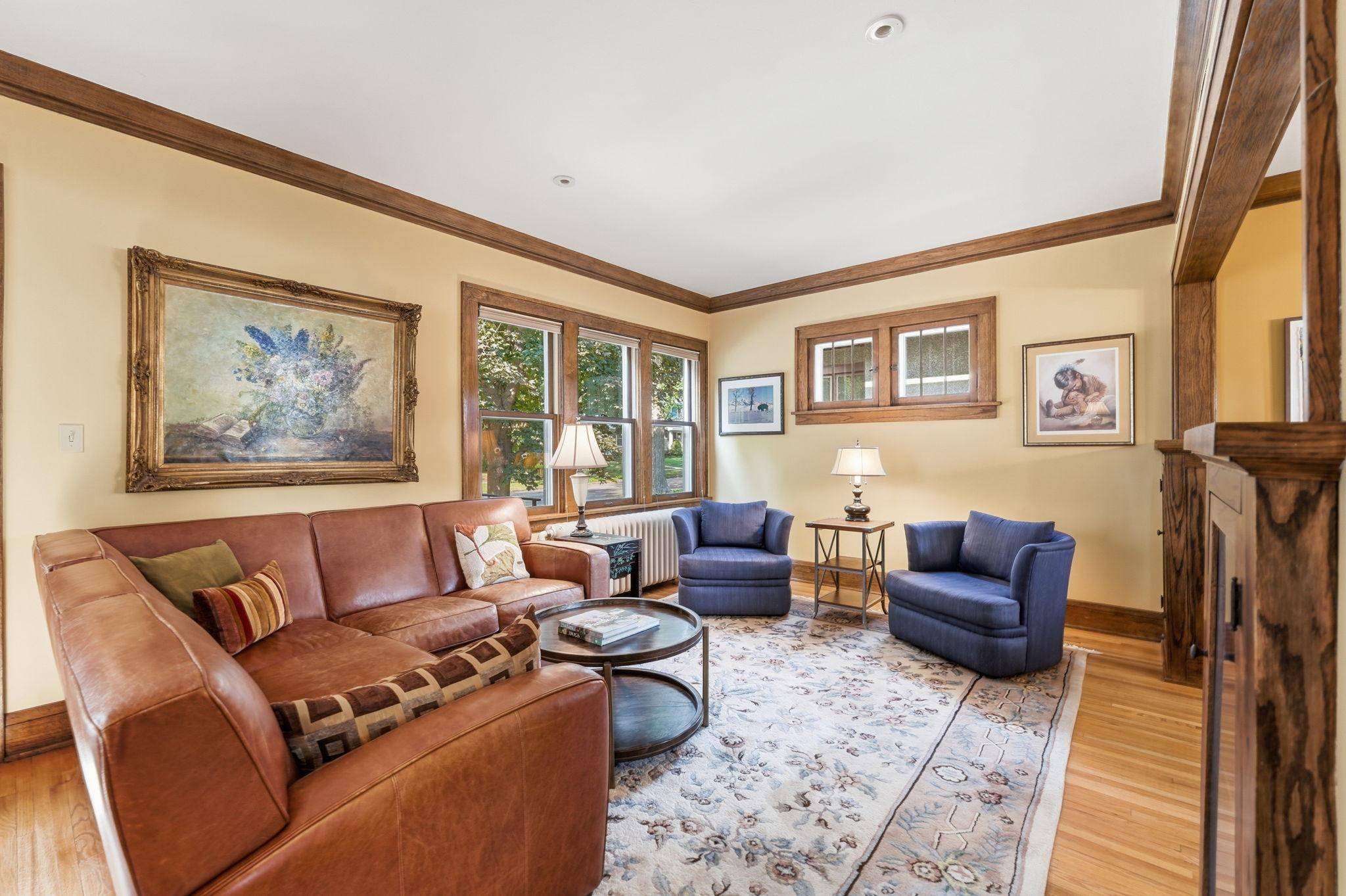 2166 Palace AVE, Saint Paul, MN 55105