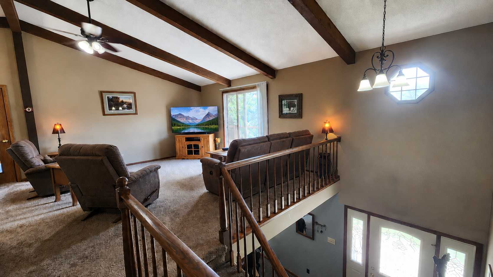 8325 Skunk Hollow TRL, Cannon Falls, MN 55009