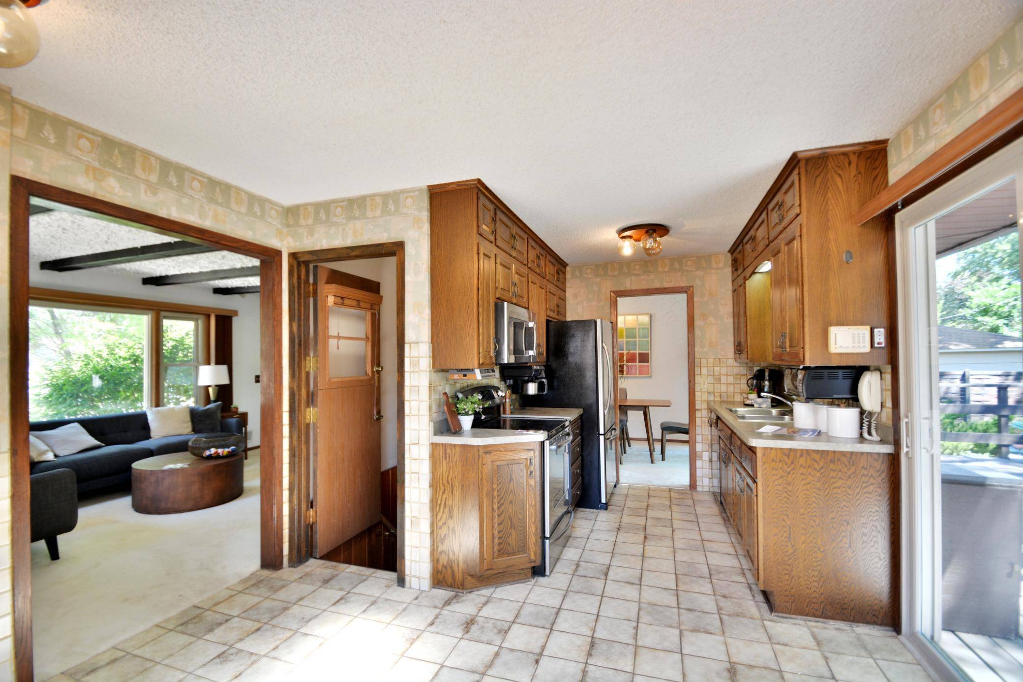 5526 Unity AVE N, Crystal, MN 55429
