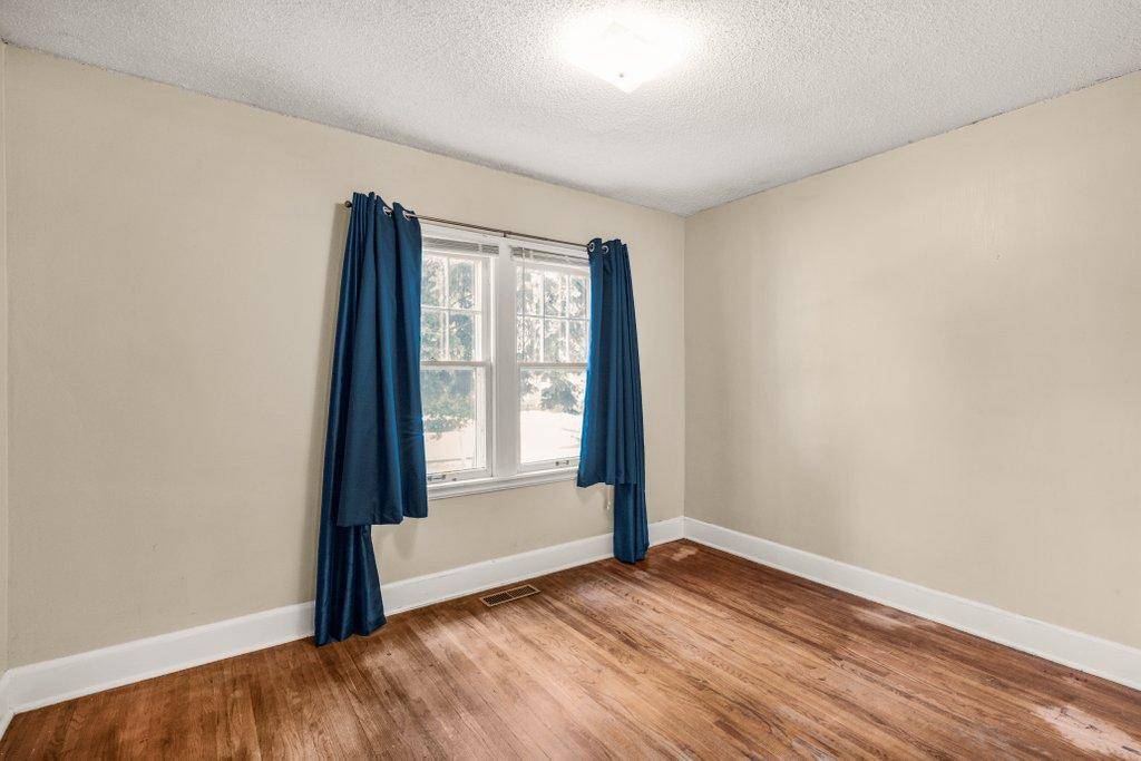 1175 15th AVE SE, Minneapolis, MN 55414