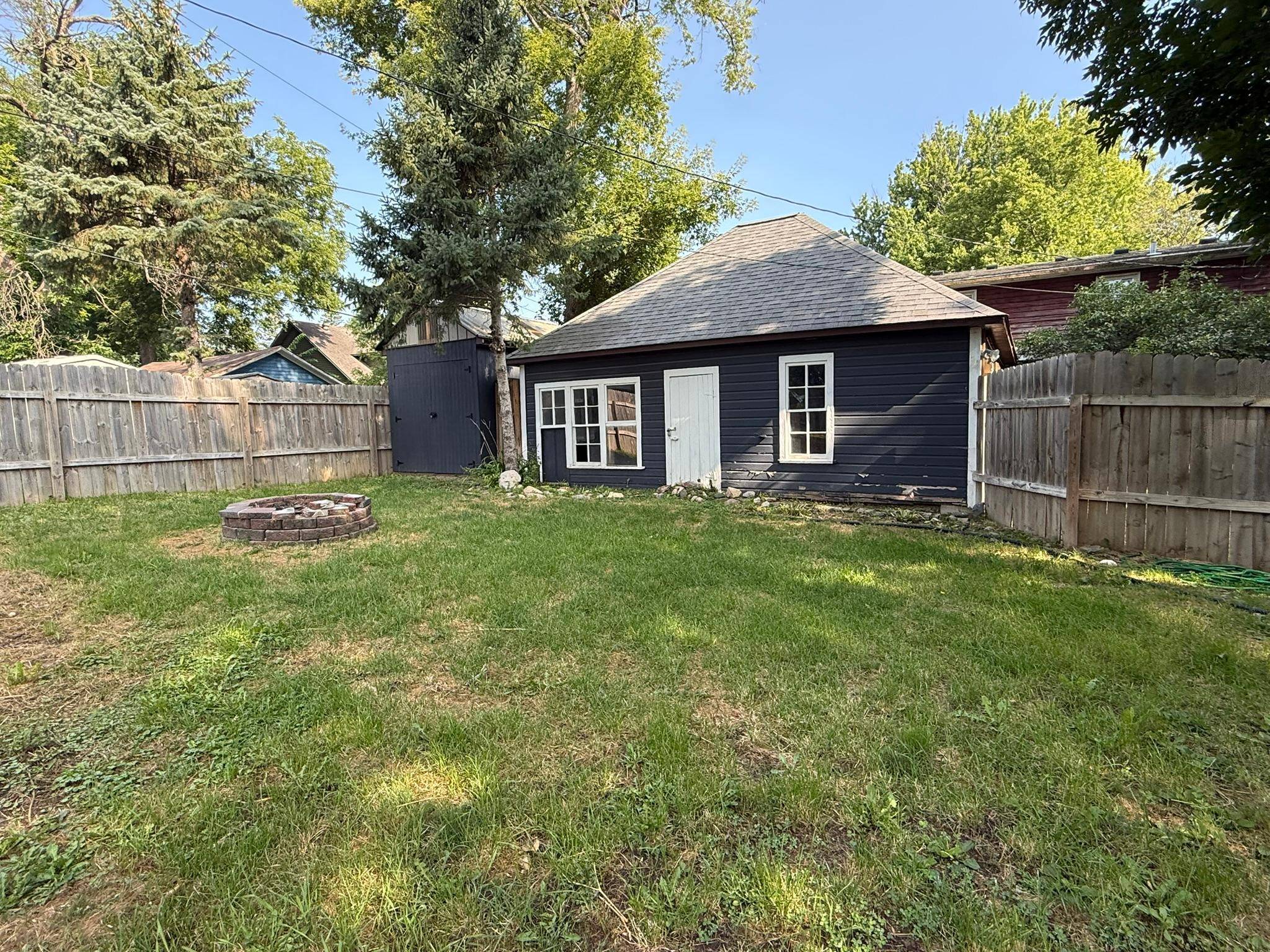 216 Highland AVE, Owatonna, MN 55060