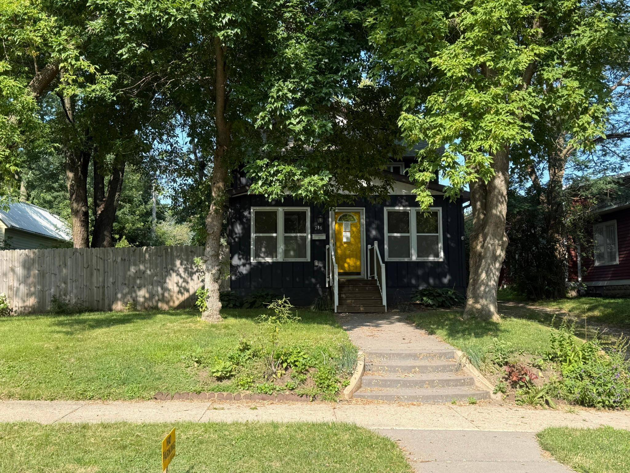 216 Highland AVE, Owatonna, MN 55060